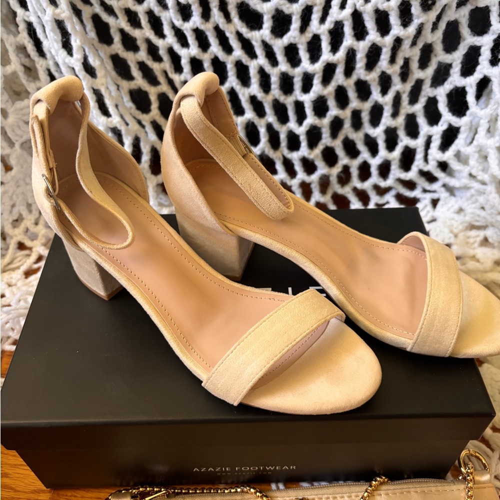 Azazie Beige Block Heel Sandals - Picture 2 of 6